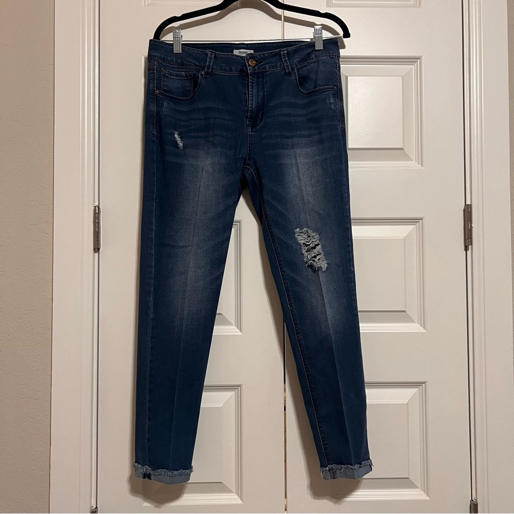 Kensie Dark Blue Distressed Ankle Jeans